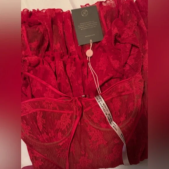 (NEW) House of CB Analissa Scarlet Lace Corset Dress – NWT - Picture 2 of 10